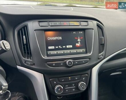 Белый Опель Зафира, объемом двигателя 1.6 л и пробегом 106 тыс. км за 13900 $, фото 18 на Automoto.ua