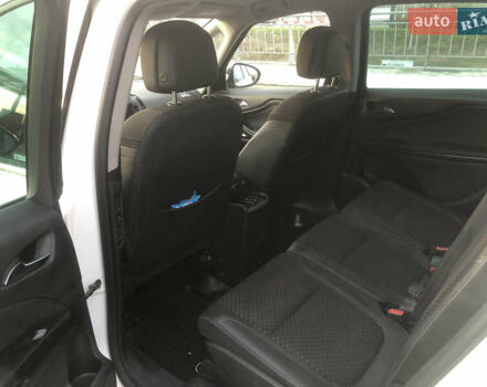 Белый Опель Зафира, объемом двигателя 1.6 л и пробегом 243 тыс. км за 11800 $, фото 13 на Automoto.ua