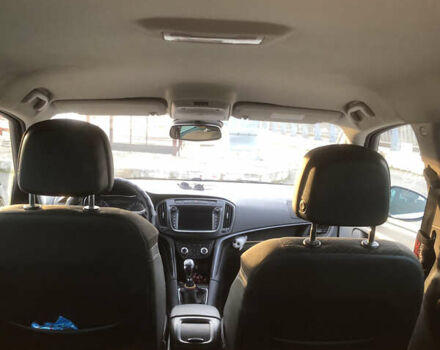 Белый Опель Зафира, объемом двигателя 1.6 л и пробегом 243 тыс. км за 11800 $, фото 10 на Automoto.ua