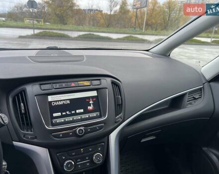 Белый Опель Зафира, объемом двигателя 1.6 л и пробегом 106 тыс. км за 13900 $, фото 21 на Automoto.ua