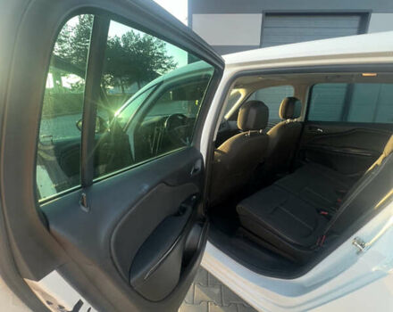 Белый Опель Зафира, объемом двигателя 1.6 л и пробегом 205 тыс. км за 12300 $, фото 9 на Automoto.ua