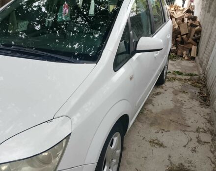 Опель Зафира 2008 в Сарате на Automoto.ua Белый Опель Зафира, объемом двигателя 1.7 л и пробегом 377 тыс. км за 6200 $, фото 7 на Automoto.ua