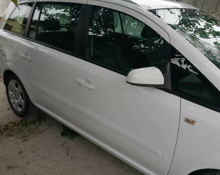 Опель Зафира 2008 в Сарате на Automoto.ua Белый Опель Зафира, объемом двигателя 1.7 л и пробегом 377 тыс. км за 6200 $, фото 2 на Automoto.ua