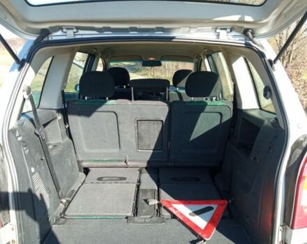 Белый Опель Зафира, объемом двигателя 2 л и пробегом 1 тыс. км за 1747 $, фото 7 на Automoto.ua