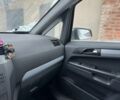 Белый Опель Зафира, объемом двигателя 1.9 л и пробегом 303 тыс. км за 6200 $, фото 10 на Automoto.ua
