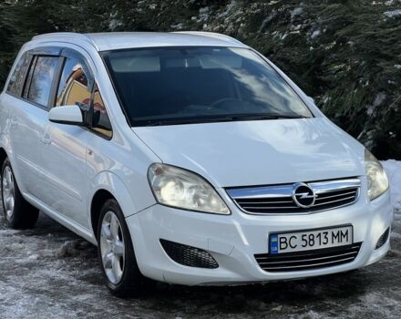 Белый Опель Зафира, объемом двигателя 1.7 л и пробегом 300 тыс. км за 4700 $, фото 2 на Automoto.ua
