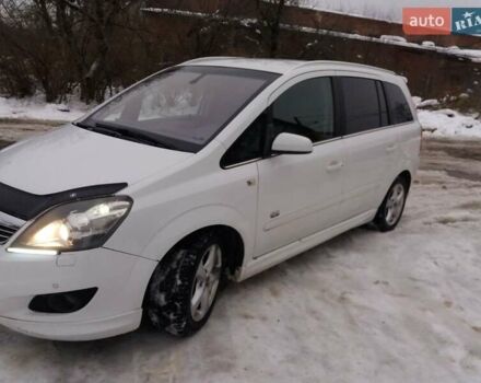 Белый Опель Зафира, объемом двигателя 1.9 л и пробегом 225 тыс. км за 7950 $, фото 13 на Automoto.ua