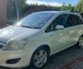 Белый Опель Зафира, объемом двигателя 1.9 л и пробегом 260 тыс. км за 5700 $, фото 2 на Automoto.ua