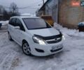 Белый Опель Зафира, объемом двигателя 1.9 л и пробегом 225 тыс. км за 7950 $, фото 10 на Automoto.ua
