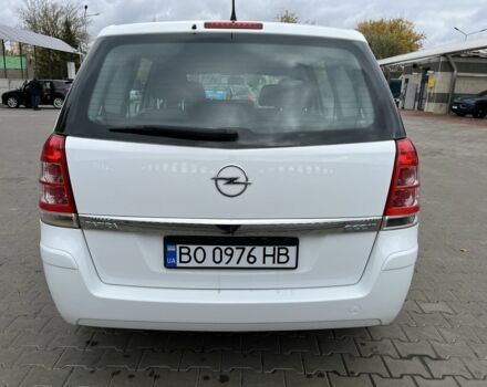 Опель Зафира 2011 в Кривом Роге на Automoto.ua Белый Опель Зафира, объемом двигателя 1.6 л и пробегом 244 тыс. км за 6799 $, фото 3 на Automoto.ua