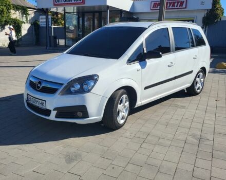 Белый Опель Зафира, объемом двигателя 1.9 л и пробегом 300 тыс. км за 4541 $, фото 1 на Automoto.ua