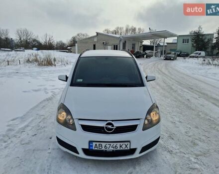 Белый Опель Зафира, объемом двигателя 1.91 л и пробегом 303 тыс. км за 5200 $, фото 1 на Automoto.ua