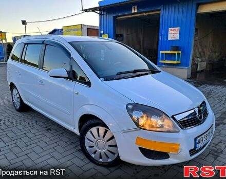 Белый Опель Зафира, объемом двигателя 1.9 л и пробегом 314 тыс. км за 4500 $, фото 1 на Automoto.ua