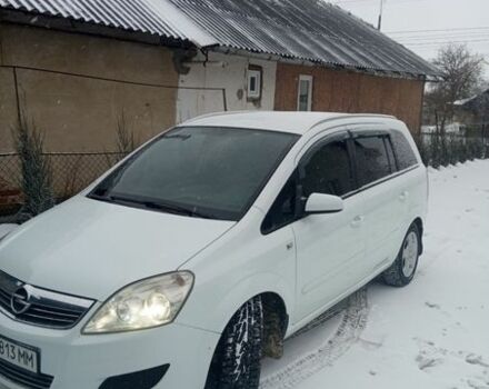 Белый Опель Зафира, объемом двигателя 1.69 л и пробегом 407 тыс. км за 5300 $, фото 1 на Automoto.ua
