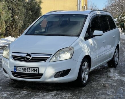 Белый Опель Зафира, объемом двигателя 1.7 л и пробегом 300 тыс. км за 4700 $, фото 1 на Automoto.ua