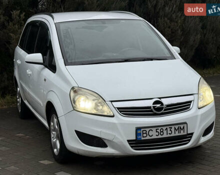 Белый Опель Зафира, объемом двигателя 1.69 л и пробегом 250 тыс. км за 4500 $, фото 1 на Automoto.ua