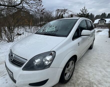 Белый Опель Зафира, объемом двигателя 1.7 л и пробегом 226 тыс. км за 6699 $, фото 1 на Automoto.ua