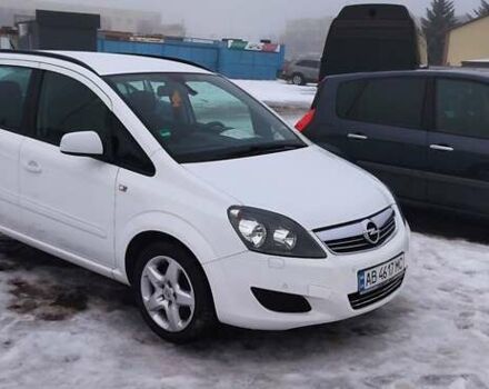 Белый Опель Зафира, объемом двигателя 1.6 л и пробегом 212 тыс. км за 7300 $, фото 1 на Automoto.ua