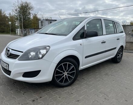 Белый Опель Зафира, объемом двигателя 1.6 л и пробегом 244 тыс. км за 6799 $, фото 1 на Automoto.ua