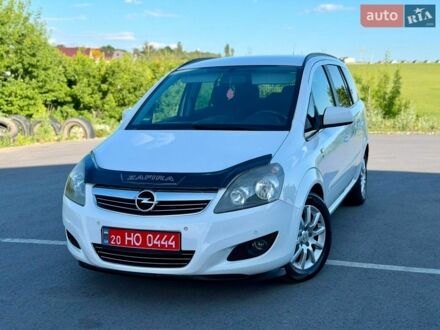 Білий Опель Зафіра, об'ємом двигуна 1.7 л та пробігом 204 тис. км за 6950 $, фото 1 на Automoto.ua