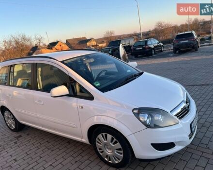 Білий Опель Зафіра, об'ємом двигуна 1.59 л та пробігом 217 тис. км за 6999 $, фото 1 на Automoto.ua