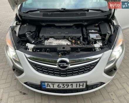 Белый Опель Зафира, объемом двигателя 1.96 л и пробегом 288 тыс. км за 7999 $, фото 1 на Automoto.ua
