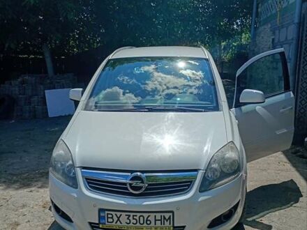 Опель Зафира 2012 в Городок на Automoto.ua Белый Опель Зафира, объемом двигателя 1.7 л и пробегом 320 тыс. км за 7500 $, фото 1 на Automoto.ua