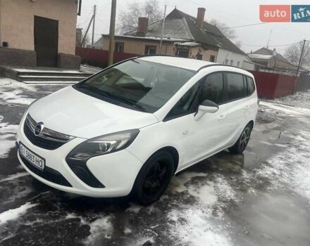 Белый Опель Зафира, объемом двигателя 2 л и пробегом 212 тыс. км за 9500 $, фото 1 на Automoto.ua