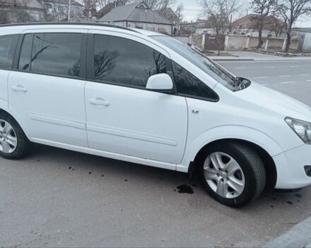 Белый Опель Зафира, объемом двигателя 1.7 л и пробегом 167 тыс. км за 8500 $, фото 1 на Automoto.ua