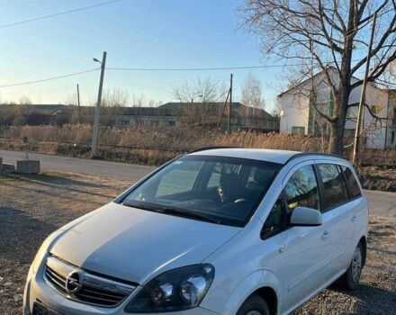 Белый Опель Зафира, объемом двигателя 1.8 л и пробегом 285 тыс. км за 6500 $, фото 1 на Automoto.ua
