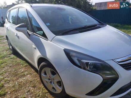 Білий Опель Зафіра, об'ємом двигуна 2 л та пробігом 257 тис. км за 10300 $, фото 1 на Automoto.ua