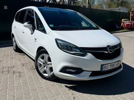 Білий Опель Зафіра, об'ємом двигуна 1.96 л та пробігом 275 тис. км за 10800 $, фото 1 на Automoto.ua