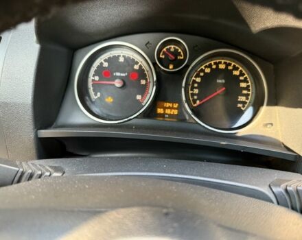 Бежевый Опель Зафира, объемом двигателя 1.9 л и пробегом 360 тыс. км за 2200 $, фото 3 на Automoto.ua