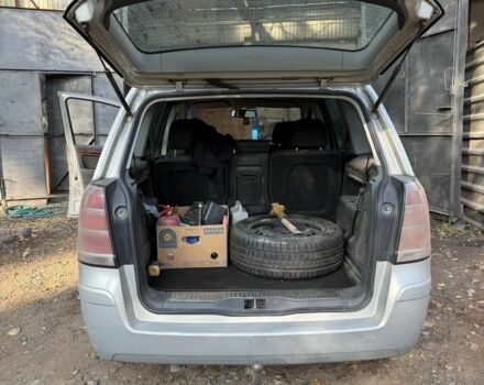 Бежевый Опель Зафира, объемом двигателя 1.9 л и пробегом 360 тыс. км за 2200 $, фото 4 на Automoto.ua