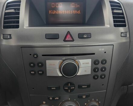 Опель Зафира 2005 в Львове на Automoto.ua Бежевый Опель Зафира, объемом двигателя 1.6 л и пробегом 215 тыс. км за 4999 $, фото 16 на Automoto.ua