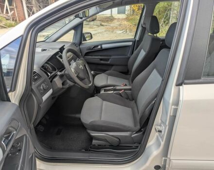 Опель Зафира 2005 в Львове на Automoto.ua Бежевый Опель Зафира, объемом двигателя 1.6 л и пробегом 215 тыс. км за 4999 $, фото 17 на Automoto.ua