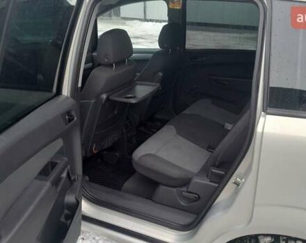 Бежевый Опель Зафира, объемом двигателя 1.9 л и пробегом 233 тыс. км за 5200 $, фото 3 на Automoto.ua