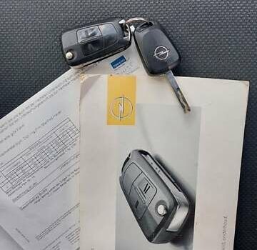 Бежевый Опель Зафира, объемом двигателя 1.6 л и пробегом 156 тыс. км за 5900 $, фото 50 на Automoto.ua