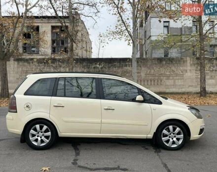 Бежевый Опель Зафира, объемом двигателя 1.91 л и пробегом 267 тыс. км за 4200 $, фото 4 на Automoto.ua