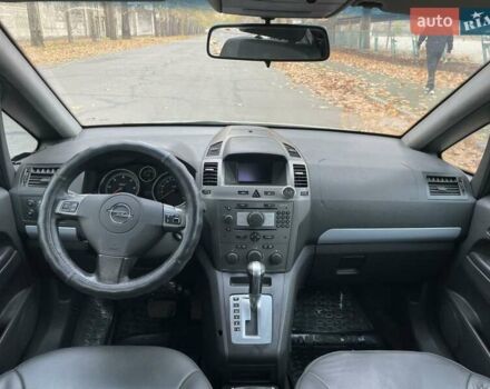 Бежевый Опель Зафира, объемом двигателя 1.91 л и пробегом 267 тыс. км за 4200 $, фото 9 на Automoto.ua