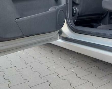 Бежевый Опель Зафира, объемом двигателя 1.6 л и пробегом 156 тыс. км за 5900 $, фото 39 на Automoto.ua