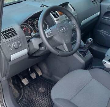 Бежевый Опель Зафира, объемом двигателя 1.6 л и пробегом 156 тыс. км за 5900 $, фото 8 на Automoto.ua