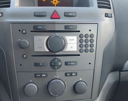 Бежевый Опель Зафира, объемом двигателя 1.6 л и пробегом 156 тыс. км за 5900 $, фото 17 на Automoto.ua