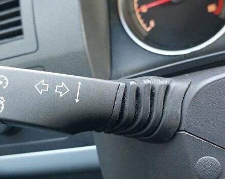 Бежевый Опель Зафира, объемом двигателя 1.6 л и пробегом 156 тыс. км за 5900 $, фото 11 на Automoto.ua