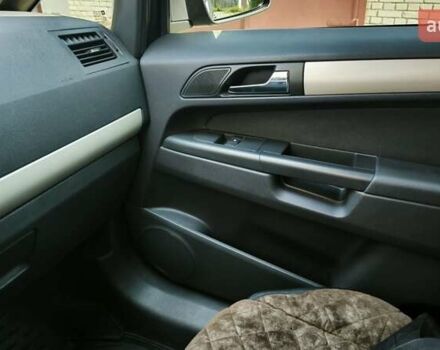 Бежевый Опель Зафира, объемом двигателя 1.7 л и пробегом 271 тыс. км за 6000 $, фото 8 на Automoto.ua