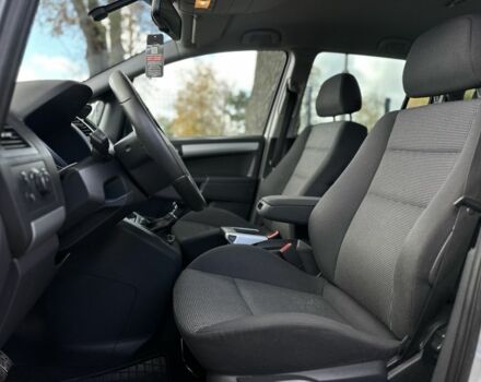 Бежевый Опель Зафира, объемом двигателя 1.8 л и пробегом 261 тыс. км за 6900 $, фото 6 на Automoto.ua