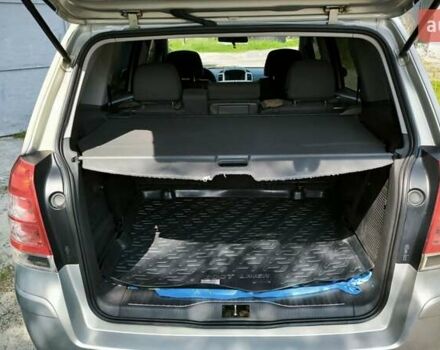 Бежевый Опель Зафира, объемом двигателя 1.7 л и пробегом 271 тыс. км за 6000 $, фото 6 на Automoto.ua