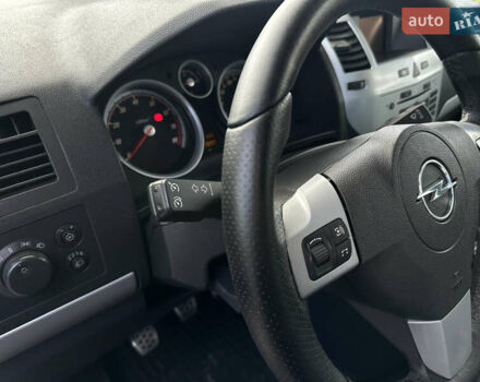 Бежевый Опель Зафира, объемом двигателя 1.8 л и пробегом 261 тыс. км за 6900 $, фото 29 на Automoto.ua