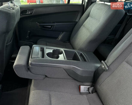 Бежевый Опель Зафира, объемом двигателя 1.8 л и пробегом 261 тыс. км за 6900 $, фото 38 на Automoto.ua