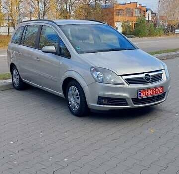 Бежевый Опель Зафира, объемом двигателя 1.6 л и пробегом 156 тыс. км за 5799 $, фото 3 на Automoto.ua